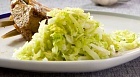 Капуста с чесноком и перцем