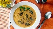 Рецепт - Суп из тыквы с грибами и кальмарами