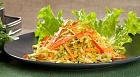 Капуста с морковью и сельдреем