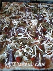 Приготовление блюда по рецепту - Пицца с салями. Шаг 6
