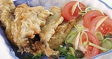 Рецепт - Жареная рыба с салатом