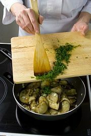 Приготовление блюда по рецепту - Баклажаны, запеченные с куриным филе. Шаг 1
