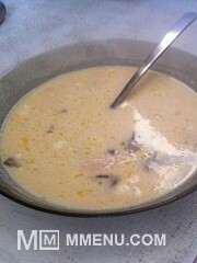 Приготовление блюда по рецепту - Сырный суп с куриной грудкой и грибами. Шаг 6