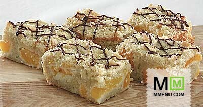 Пирожные с персиками Пирожные с персиками