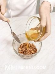 Приготовление блюда по рецепту - Мюсли с йогуртом и кремом. Шаг 1