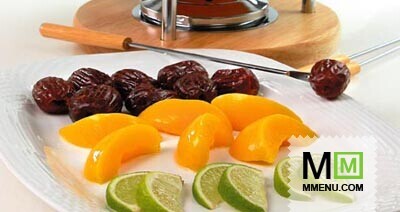Фондю с абрикосами и финиками Фондю с абрикосами и финиками