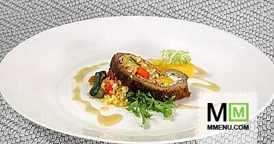 Фаршированная говядина с рисом и овощами Фаршированная говядина с рисом и овощами