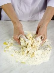 Приготовление блюда по рецепту - Шакер-чурек (булочка ванильная). Шаг 3