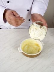 Приготовление блюда по рецепту - Аливенць (творожная запеканка). Шаг 4