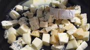 Приготовление блюда по рецепту - Паста 4 сыра. Шаг 1