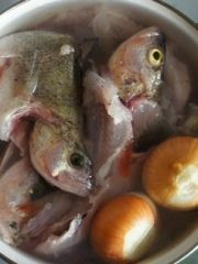 Приготовление блюда по рецепту - Рыбные тефтельки. Шаг 2