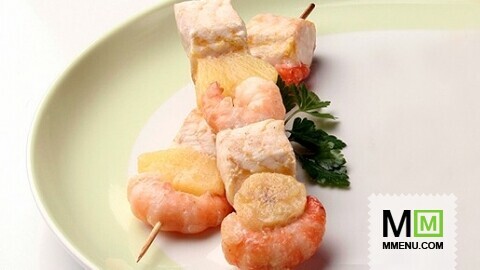 Шашлычки с рыбой и креветками Шашлычки с рыбой и креветками