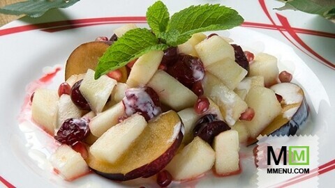 Салат из груш, граната и слив Салат из груш, граната и слив