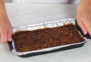Приготовление блюда по рецепту - Пряные батончики с фруктами и орехами. Шаг 6