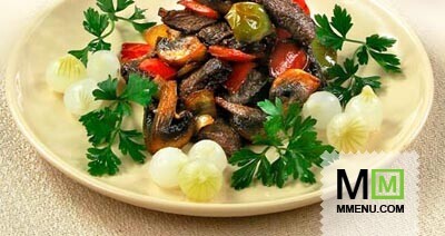 Мясо, тушенное с грибами Мясо, тушенное с грибами