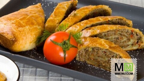 Слоеный рулет с мясом Слоеный рулет с мясом