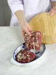 Приготовление блюда по рецепту - Сурет-ет (маринованная конина). Шаг 4