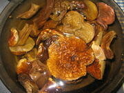Приготовление блюда по рецепту - Гречневая каша с грибами в горшочке. Шаг 1
