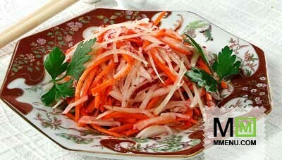 Салат из редиса с морковью