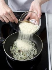 Приготовление блюда по рецепту - Плов с грибами (3). Шаг 2