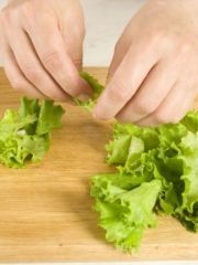 Приготовление блюда по рецепту - Салат «А-ля Изиксон». Шаг 2