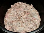 Приготовление блюда по рецепту - Мясо  в соусе из мультискороварки. Шаг 2