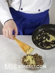 Приготовление блюда по рецепту - Печеночный паштет гехакте лебер. Шаг 2