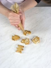 Приготовление блюда по рецепту - Пряники медовые (2). Шаг 4