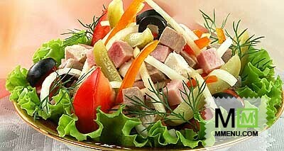 Салат овощной с мясным ассорти