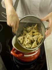 Приготовление блюда по рецепту - Дюшбара (пельмени по-азербайджански). Шаг 6