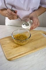 Приготовление блюда по рецепту - Мороженое с йогуртом и кардамоном. Шаг 4