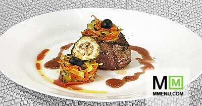 Говяжья вырезка с овощами «Провансаль&r Говяжья вырезка с овощами «Провансаль&r
