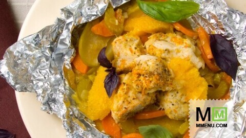 Куриная грудка, запеченная с овощами Куриная грудка, запеченная с овощами