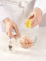 Приготовление блюда по рецепту - Шарики креветочные. Шаг 2