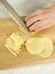 Приготовление блюда по рецепту - Лосось в картофельной корочке. Шаг 1