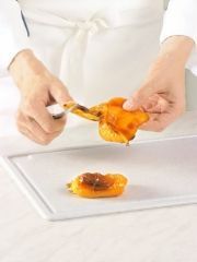 Приготовление блюда по рецепту - Свиная корейка под соусом. Шаг 4