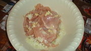 Приготовление блюда по рецепту - Куриное филе в томатном соусе. Шаг 1