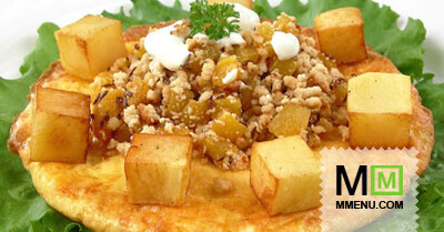 Омлет с курицей и персиками Омлет с курицей и персиками