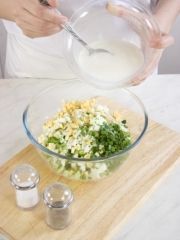 Приготовление блюда по рецепту - Окрошка по-еврейски. Шаг 3