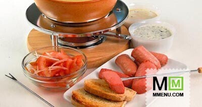 Фондю с сосисками Фондю с сосисками