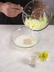 Приготовление блюда по рецепту - Пирог с кабачками. Шаг 1