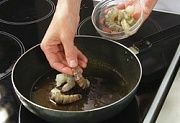 Приготовление блюда по рецепту - Паэлья со свининой и крольчатиной. Шаг 4