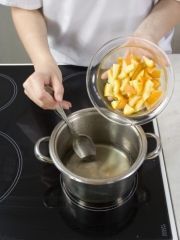 Приготовление блюда по рецепту - Апельсиновые цукаты. Шаг 3