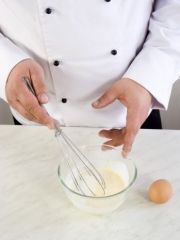Приготовление блюда по рецепту - Кугель с рыбой. Шаг 3