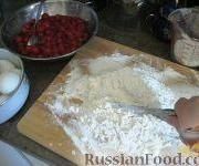 Приготовление блюда по рецепту - Пирог с вишнями. Шаг 1
