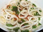 Приготовление блюда по рецепту - Рис с омлетом и кальмарами по-тайски. Шаг 3