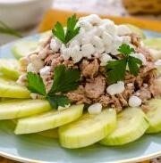 Приготовление блюда по рецепту - Салат из тунца с творожным зерном. Шаг 6