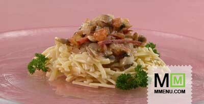 Лапша с шампиньонами Лапша с шампиньонами