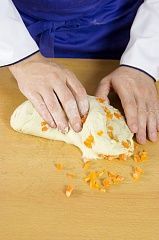 Приготовление блюда по рецепту - Банановый хлеб с манго. Шаг 2