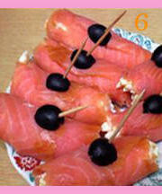 Приготовление блюда по рецепту - Рулетики из семги - рецепт от . Шаг 6